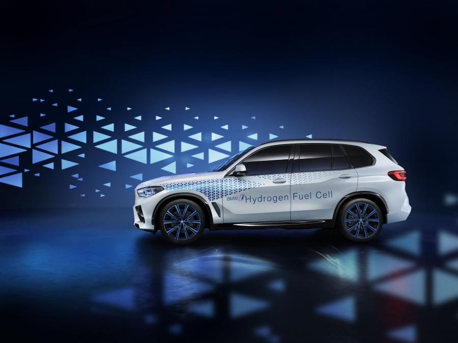  BMW i Hydrogen NEXT (G05) 2019 года  (фото 5 из 13)